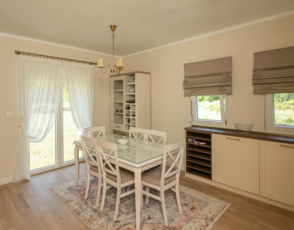 Country Homes Dujeva Rijeka Crnojevića Exteriér fotografie